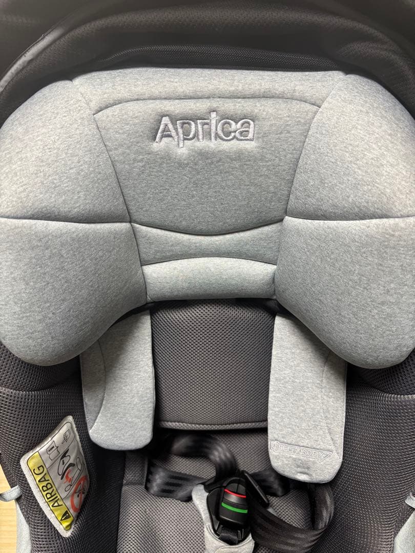 Aprica チャイルドシート クルリラ　グレー
