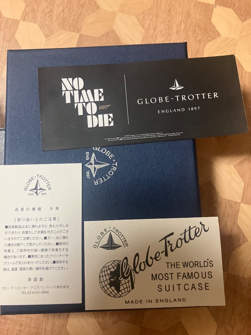 GLOBE-TROTTER NO TIME TO DIEラゲージタグ 　最終価格