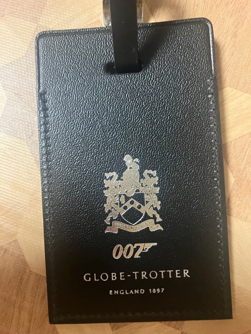 GLOBE-TROTTER NO TIME TO DIEラゲージタグ 　最終価格