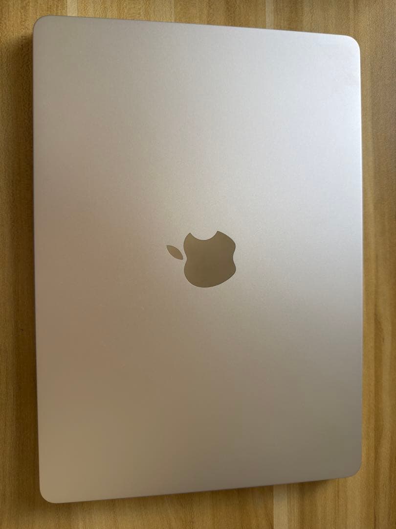 MacBook Air M2 2022 スターライト　保証付き