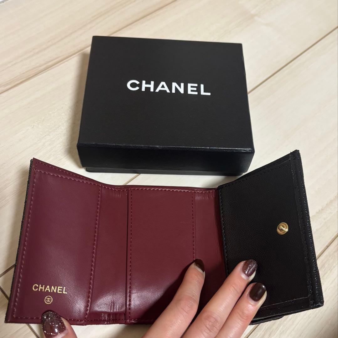 CHANEL ブラック　三つ折り財布