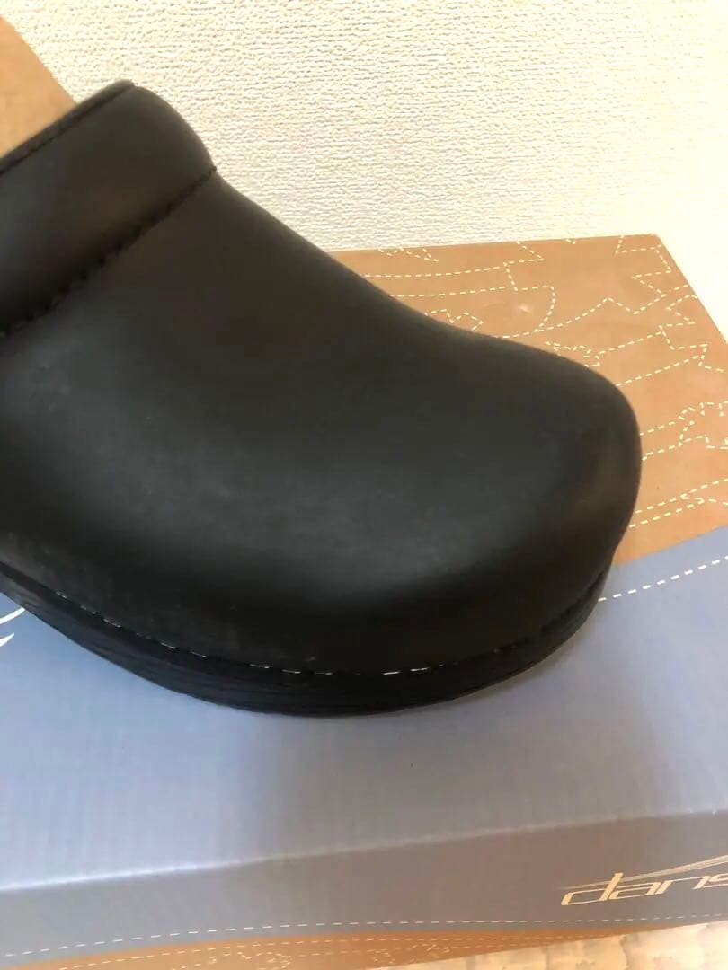 danskoダンスコ プロフェッショナルオイルドレザーブラック 35