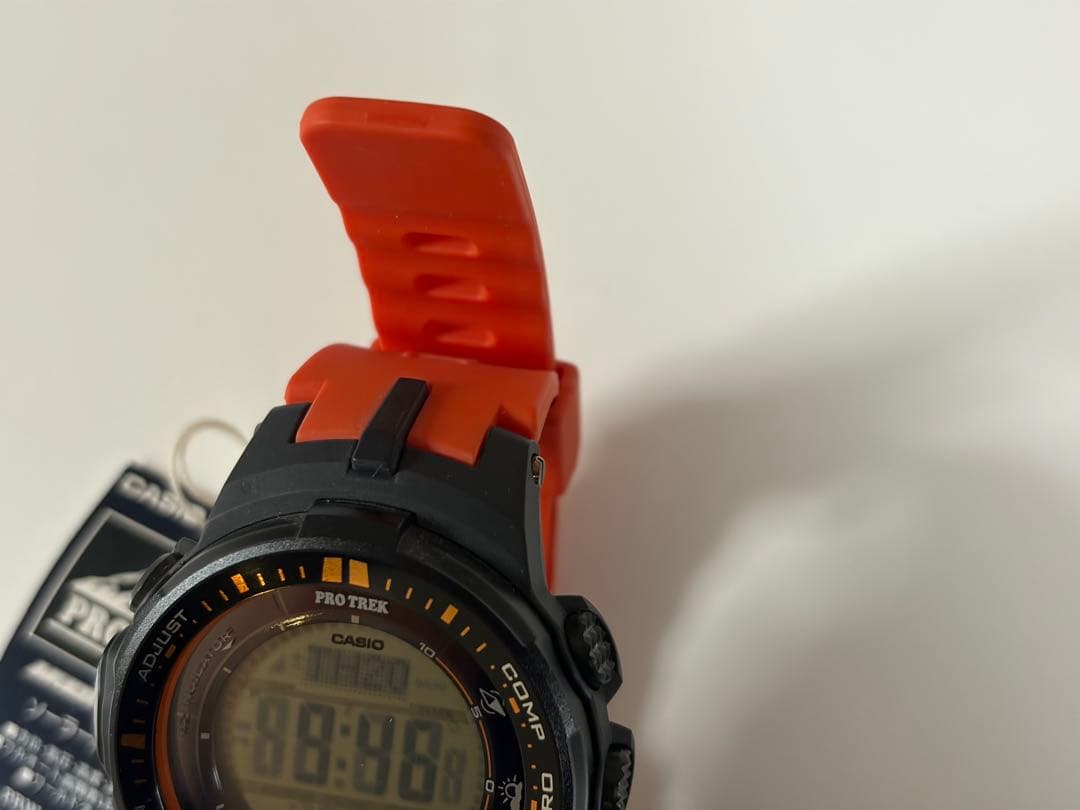 ★未使用・登山★お洒落　カシオ　プロトレック PRW-3000-4JFサーフィン