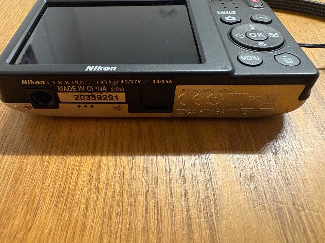 動作良好 美品 Nikon COOLPIX A100 シルバー