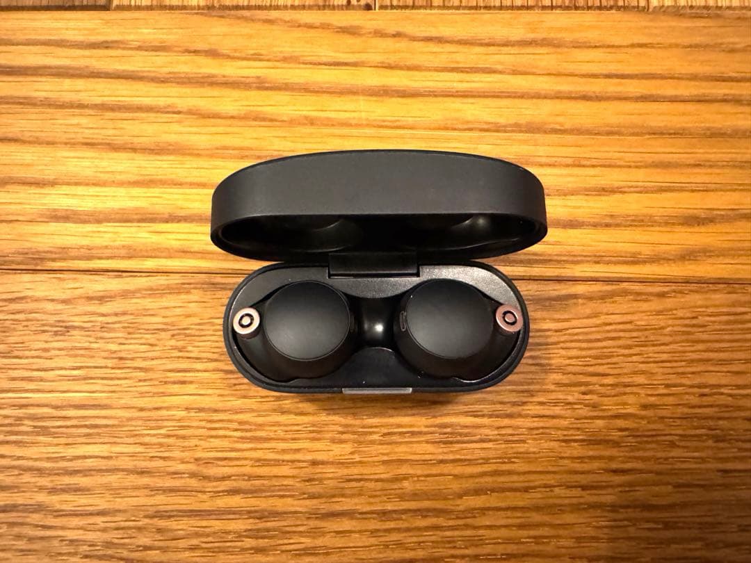 SONY ワイヤレスイヤホン　WF-1000XM4