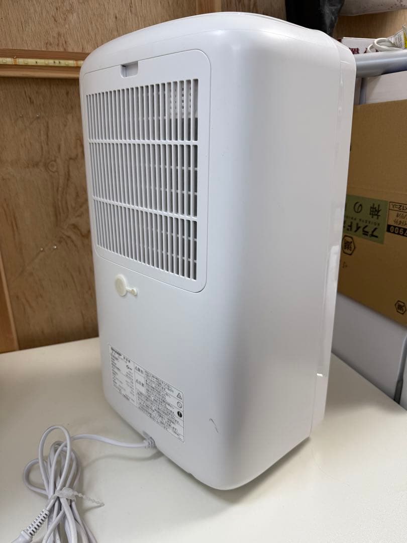 SHARP 除湿機 CV-R71-W 2024年製 プラズマクラスター搭載