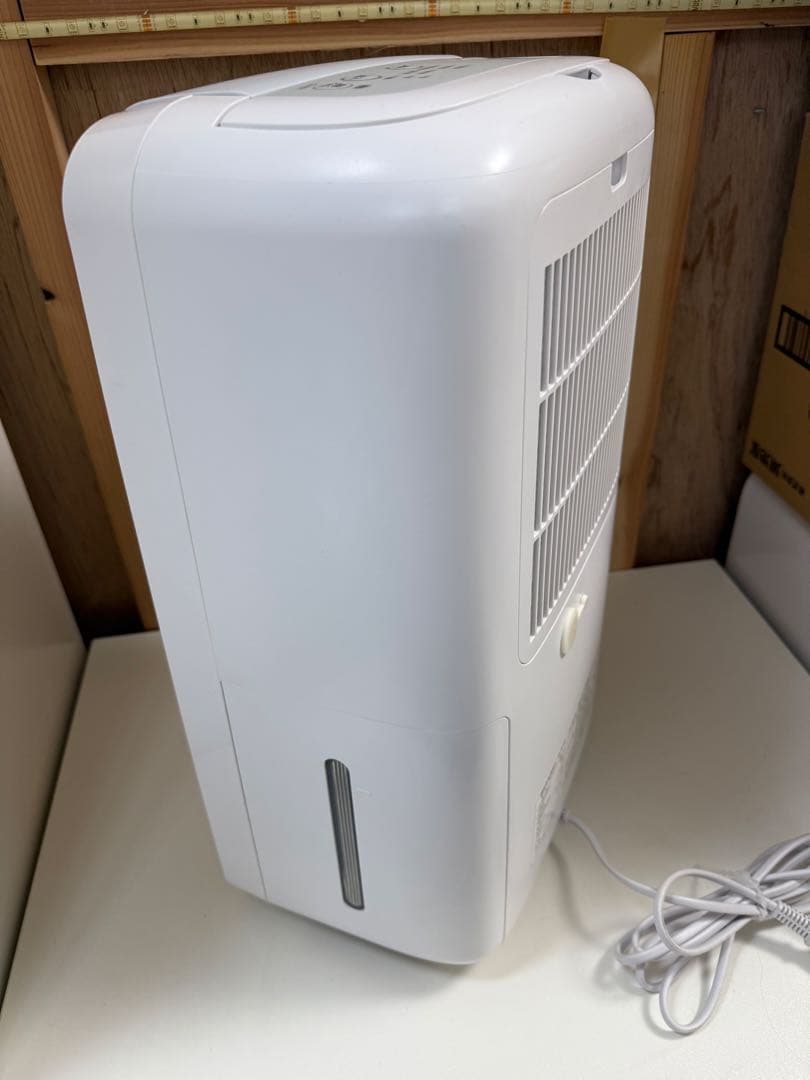 SHARP 除湿機 CV-R71-W 2024年製 プラズマクラスター搭載