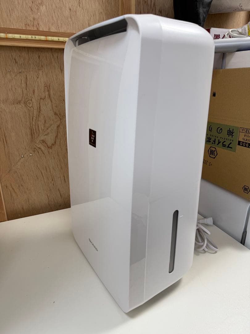 SHARP 除湿機 CV-R71-W 2024年製 プラズマクラスター搭載