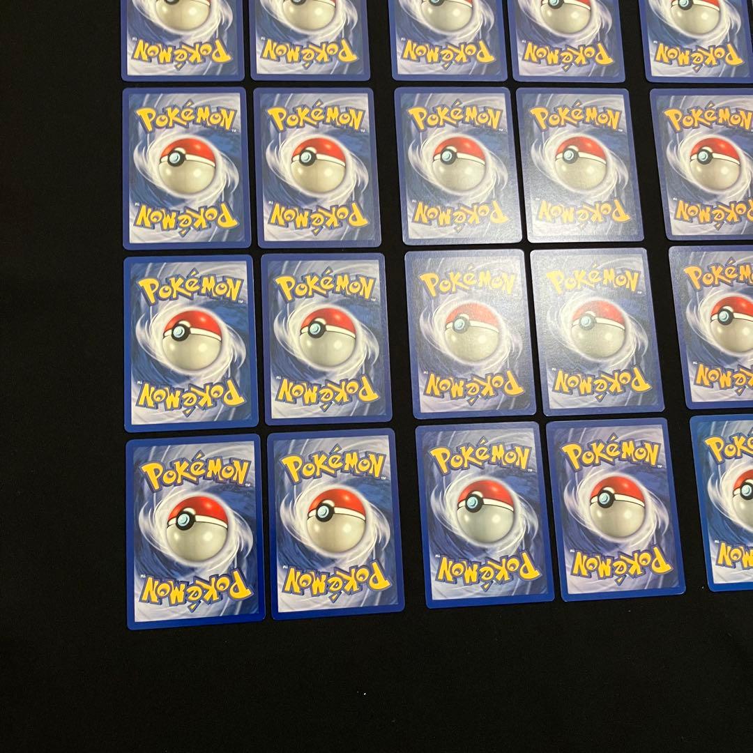 J0724】　ポケモンカード英語版　　　24枚まとめ売り