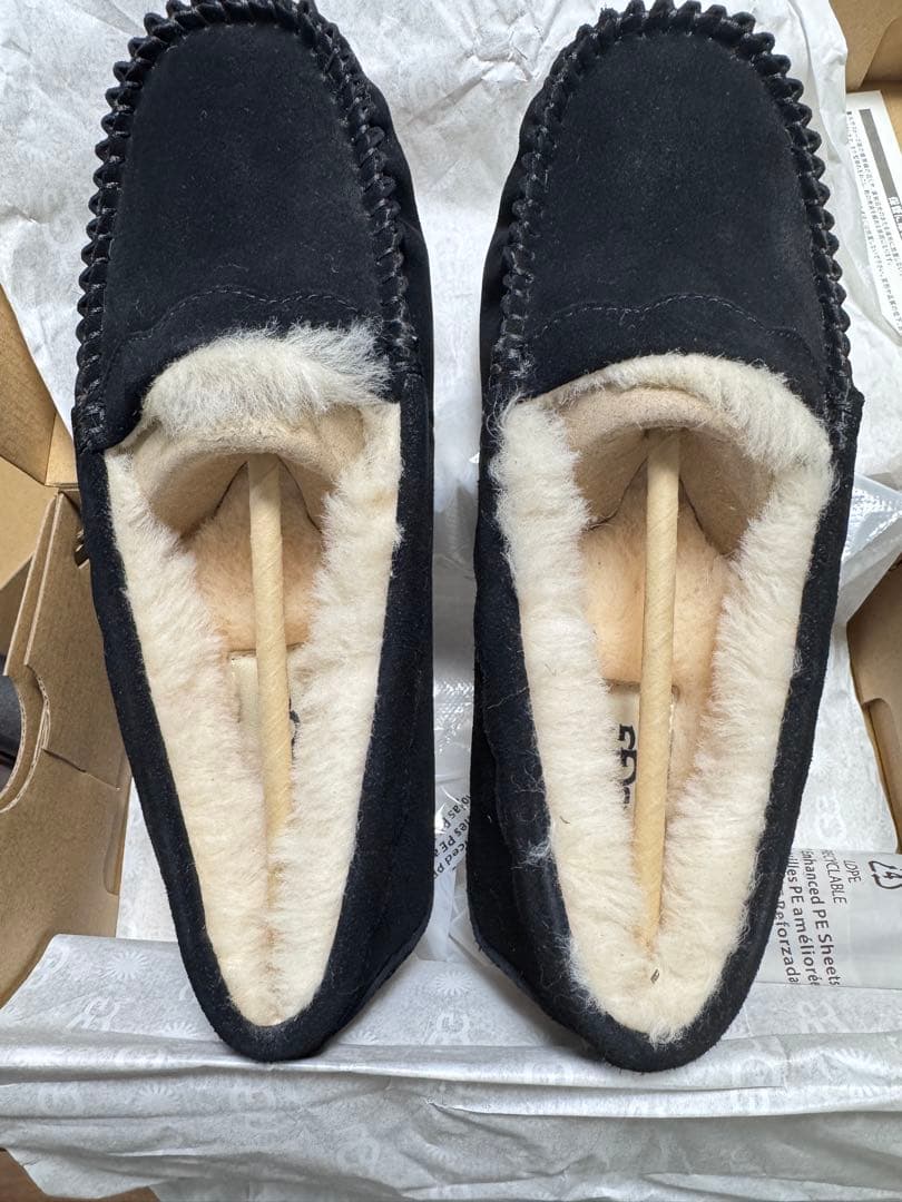 UGG W SCALLOPED MOC ブラック 7 24cm