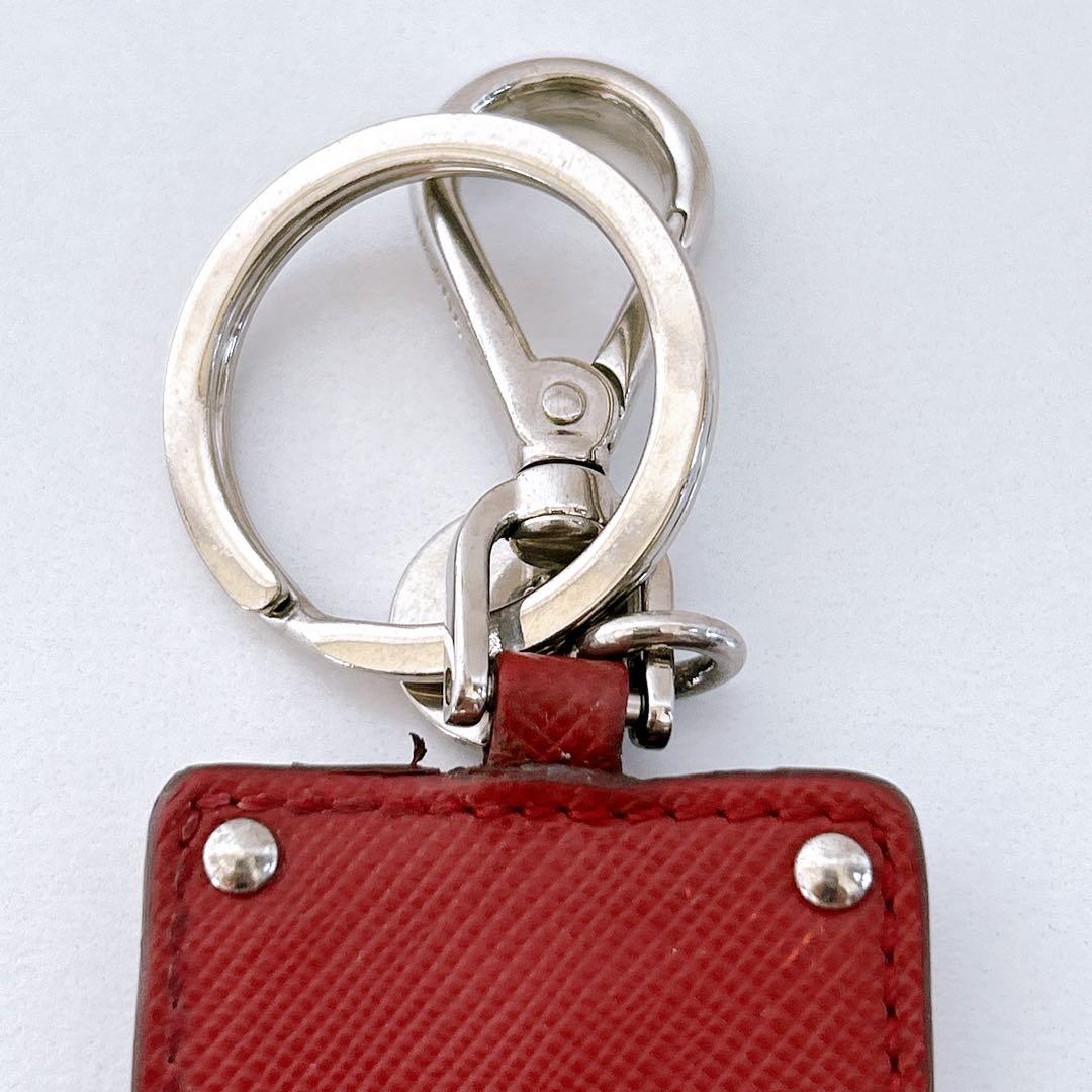 【希少色】PRADA キーリング サフィアーノ ホテルマン ドアマン 赤