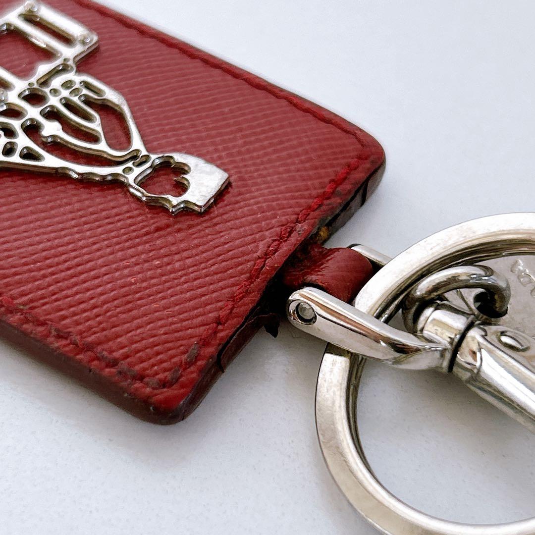 【希少色】PRADA キーリング サフィアーノ ホテルマン ドアマン 赤