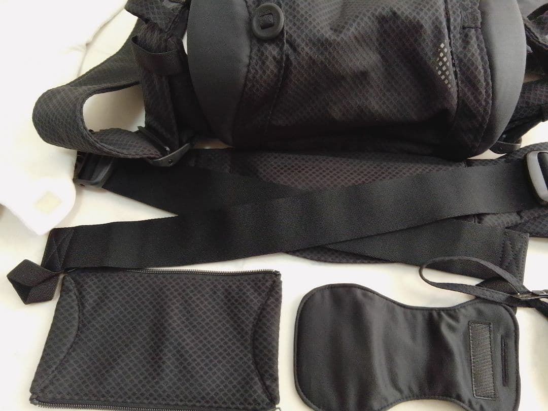 美品 ヌナ nuna カドルクリック ナイト ブラック 抱っこひも 正規品