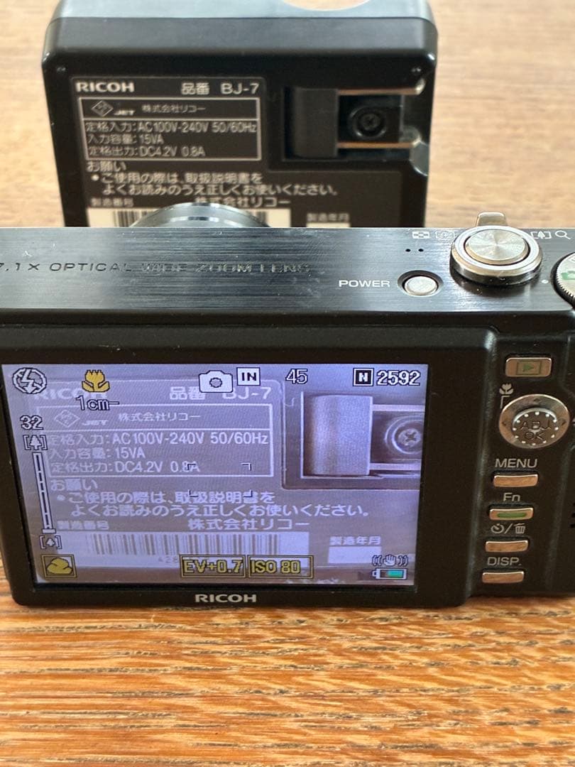 【訳アリ&動作確認済み】RICOH R10 コンパクトデジタルカメラ