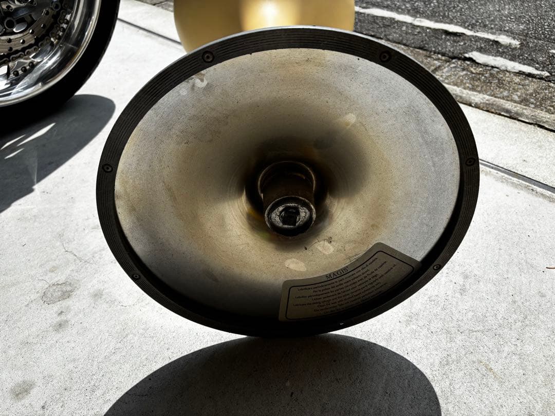 magisボンボ　バーチェアー