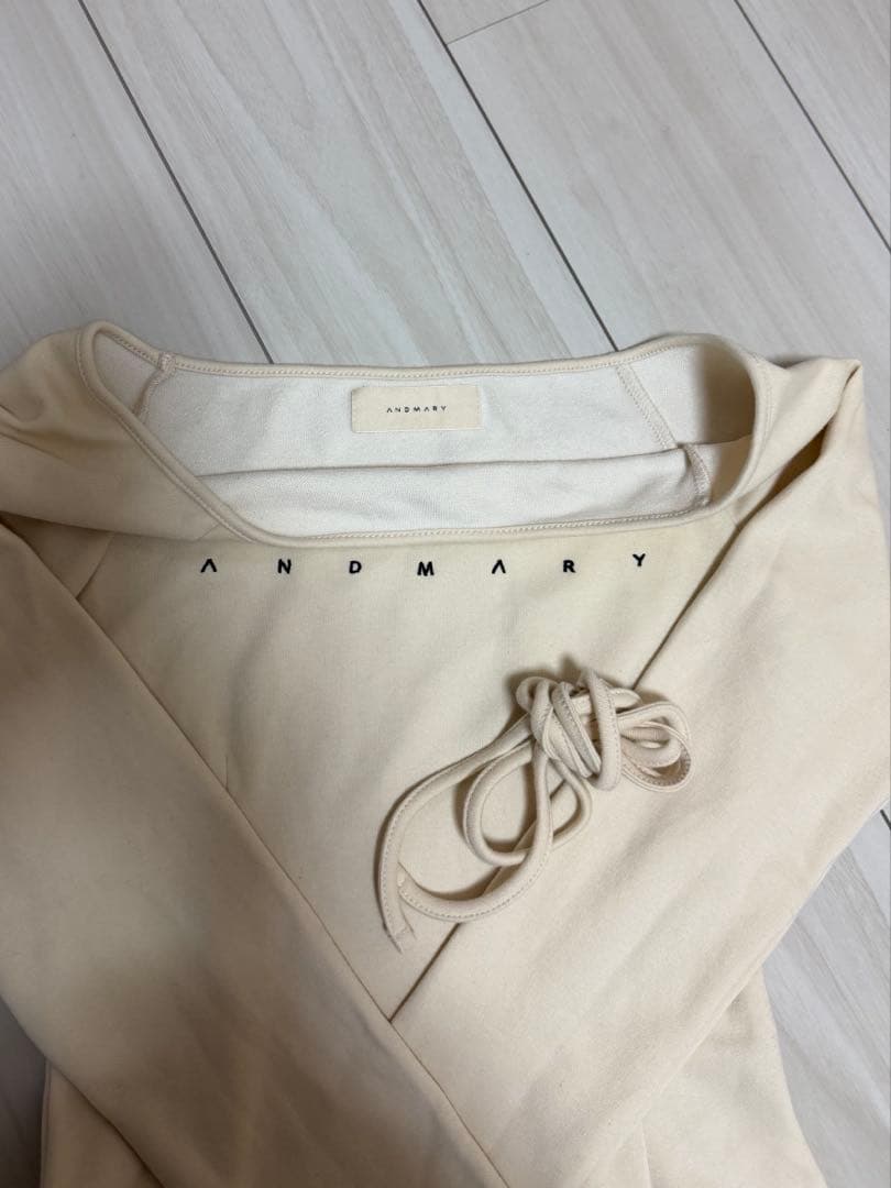 トップス mary logo choker tops