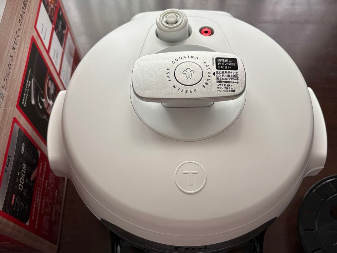 T-fal ラクラクッカー プロ 電気圧力鍋 別売りのガラス蓋とセットでどうぞ
