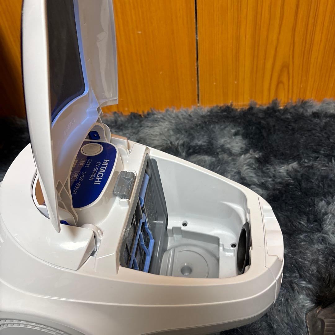 日立サイクロン式掃除機　cv-sf80a