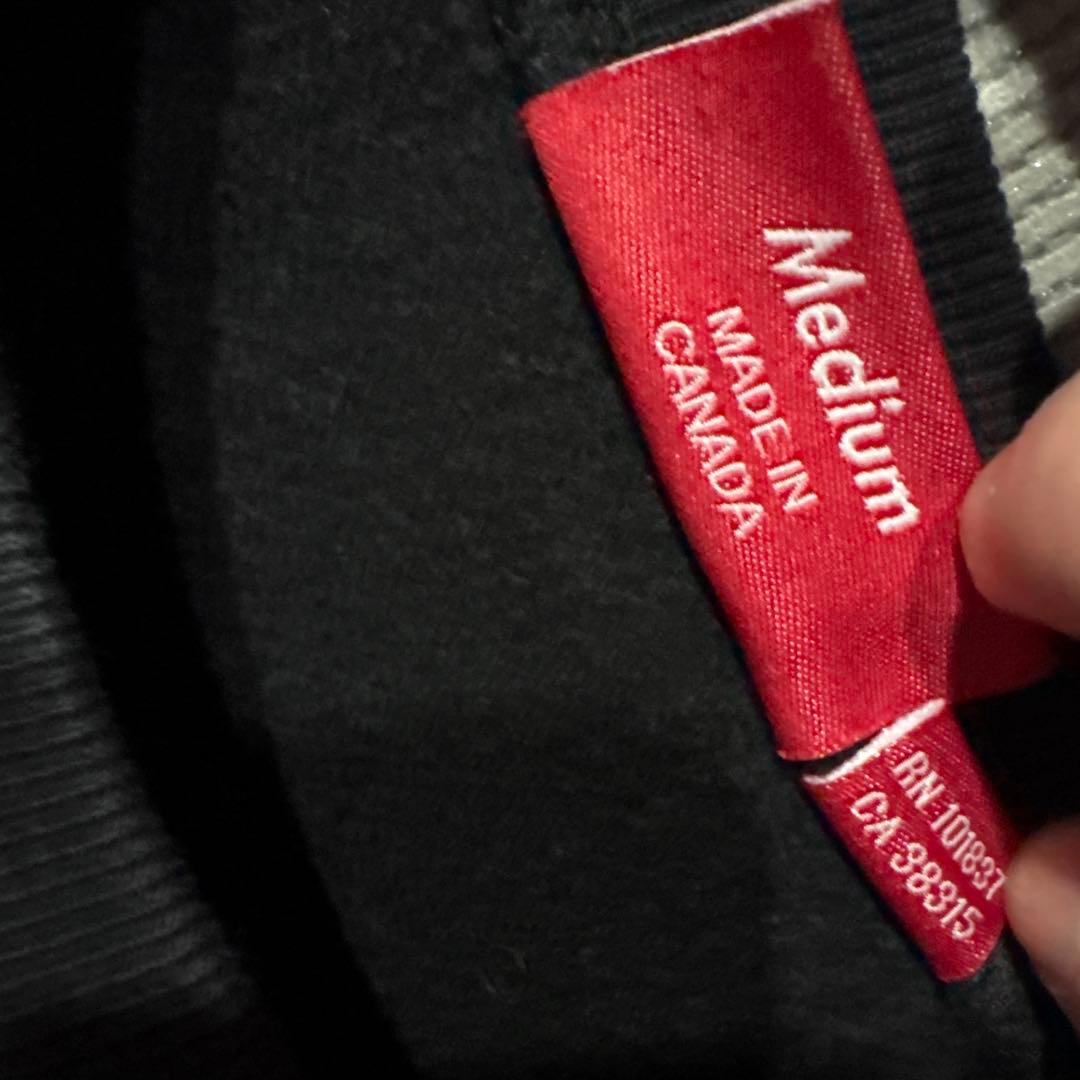 supremeボックスロゴ