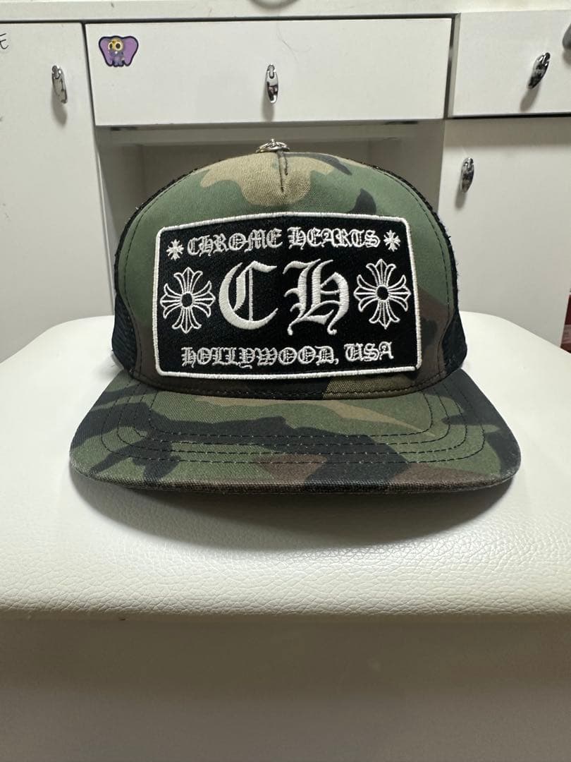 Chrome Hearts 迷彩トラッカーキャップ
