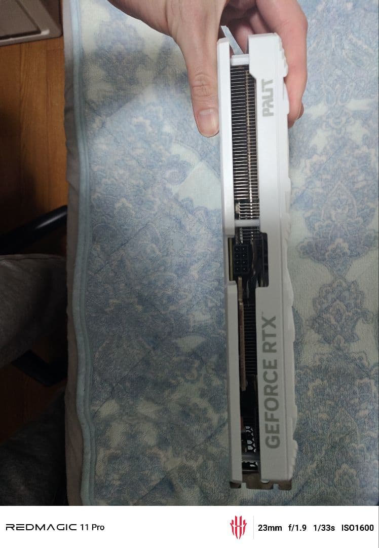 nvidia PALIT GeForce RTX 4060Ti 8GB 白