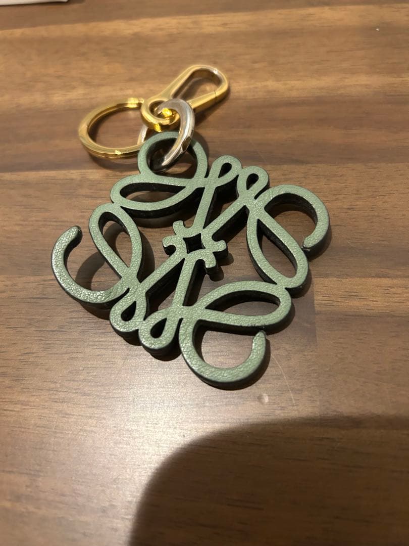 LOEWE チャーム　キーリング