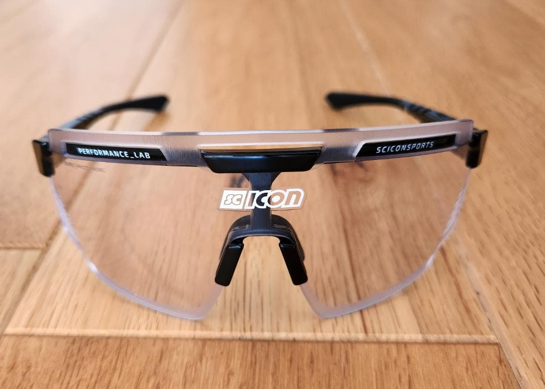 SCICON AEROWATT 調光レンズ