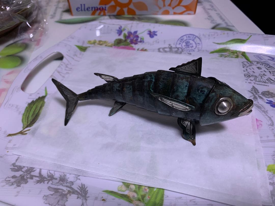 銅と銀の関節魚 ( 1940’s )