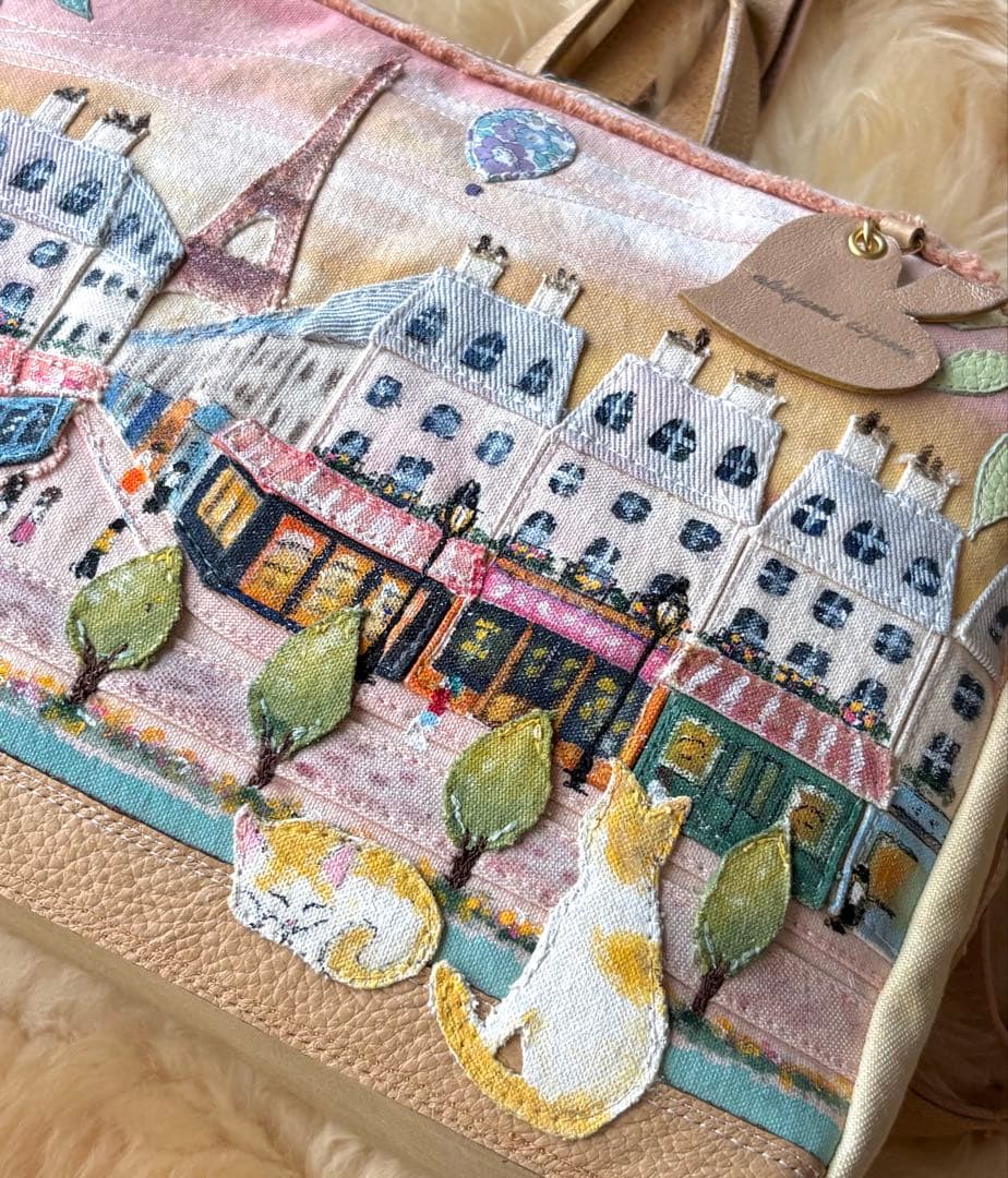 (手づくり)\"ピンクのエッフェル塔\"アップリケ切り絵パリの街並みリュックサック