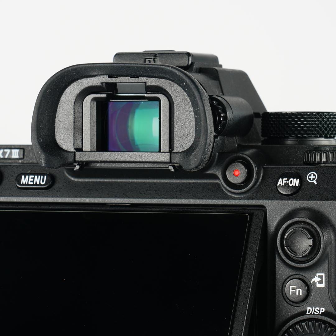 【完全セット】SONY α7III超美品！11,755回/20万 すぐ撮影可能