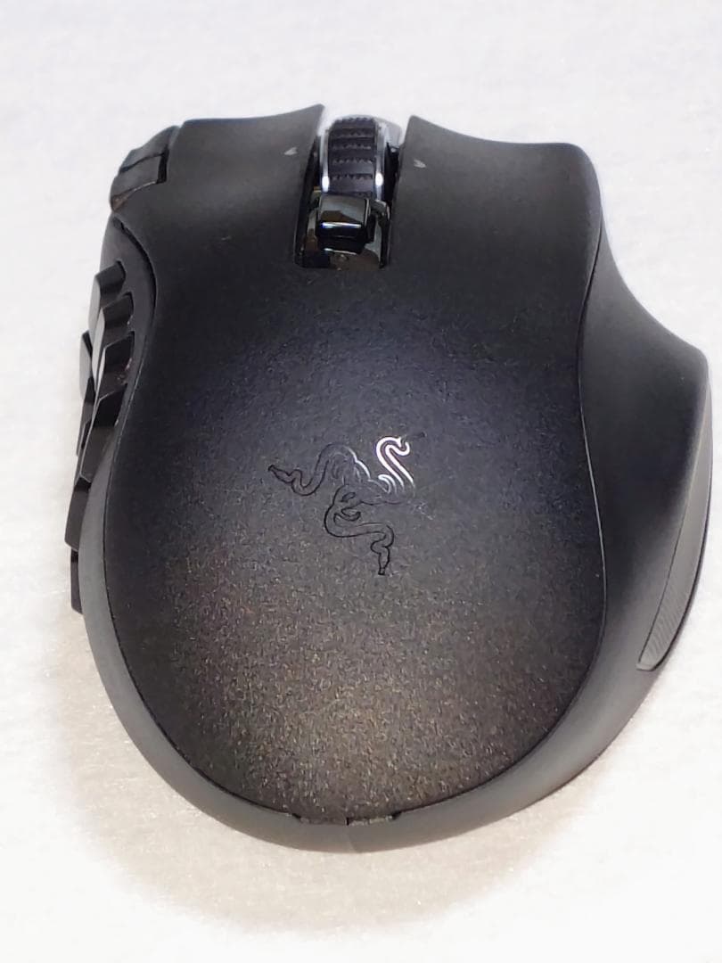 Razer Naga V2 HyperSpeed ゲーミングマウス