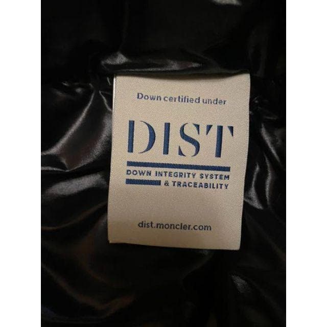 モンクラー　ダウンジャケット