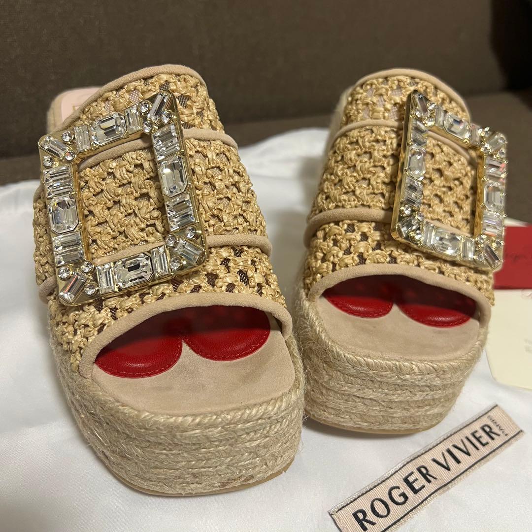 ROGER VIVIER ビジュー付きプラットフォームサンダルミュール布袋付き