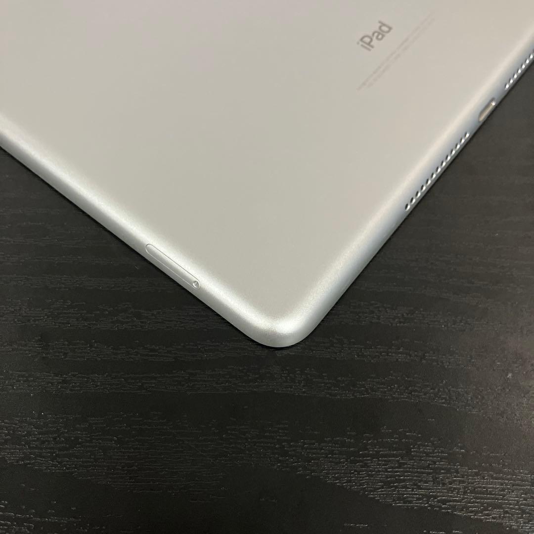 Apple iPad 第5世代 32GB シルバー