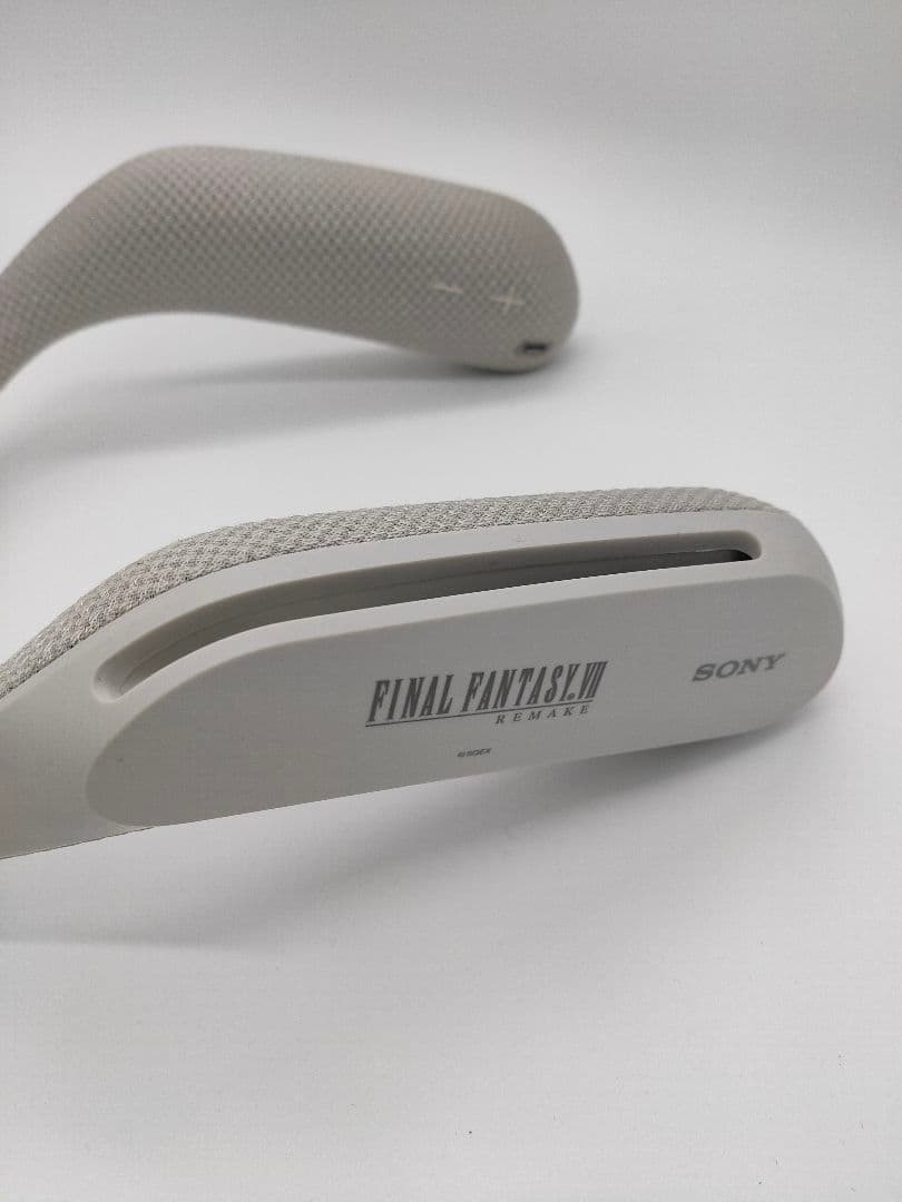 SONY　ウェアラブルネックスピーカー　FF7R限定版