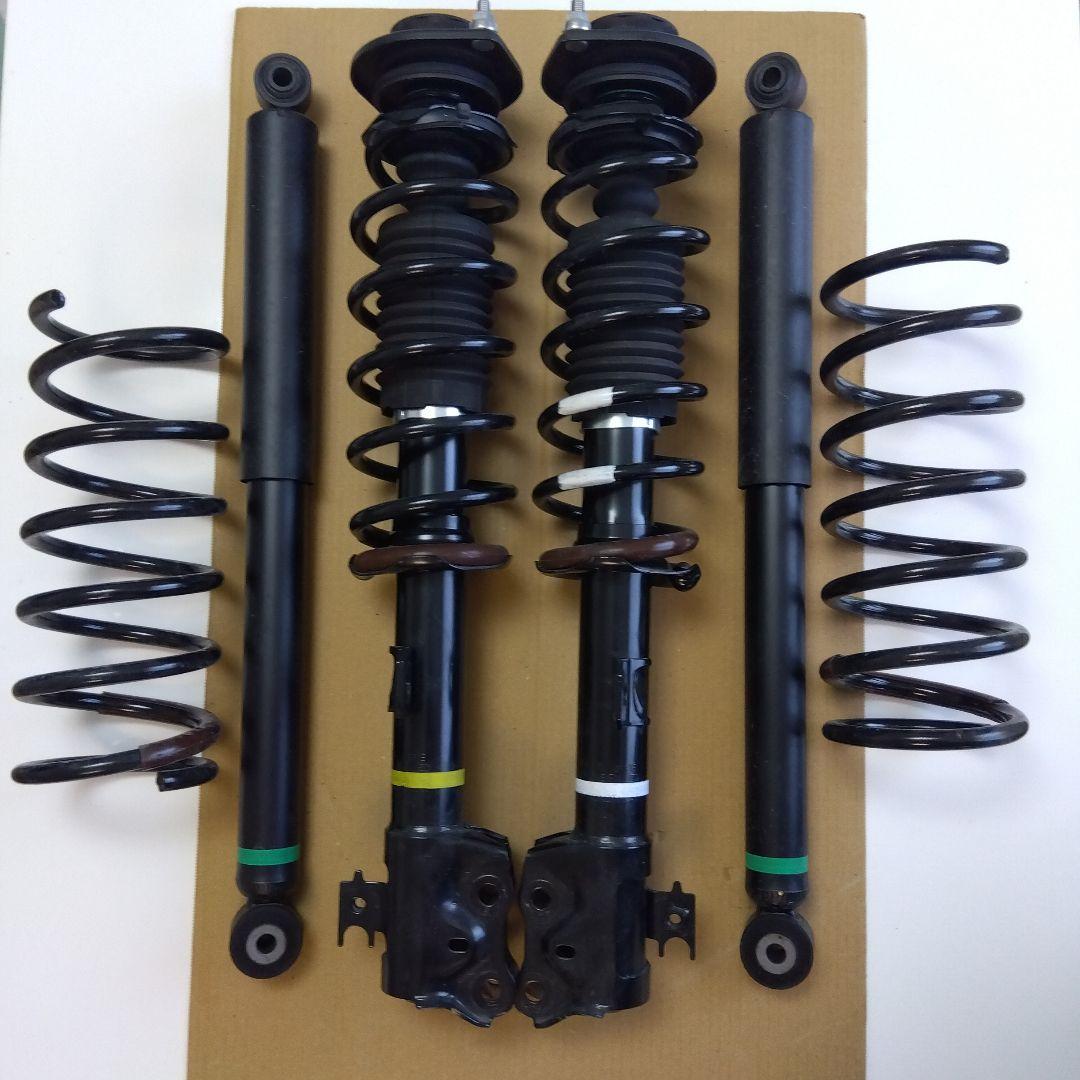 トヨタルーミカスタムＧ サスペンションキット