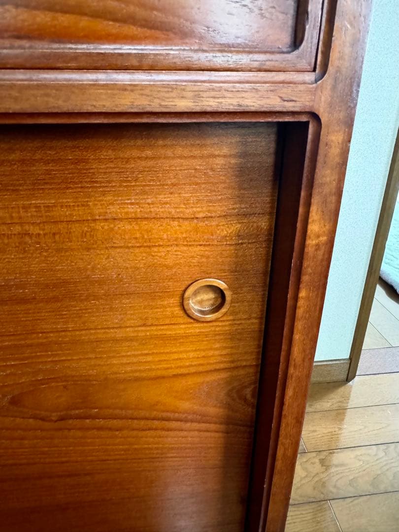 北欧テイスト チーク材ヴィンテージ キッチンボード 食器棚 国産高級収納家具