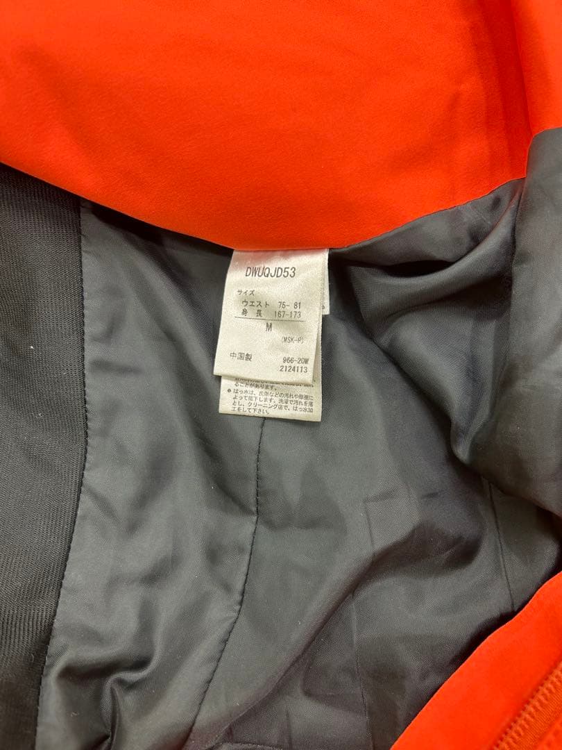 DESCENTE スキーウェアセット (ジャケット+パンツ)