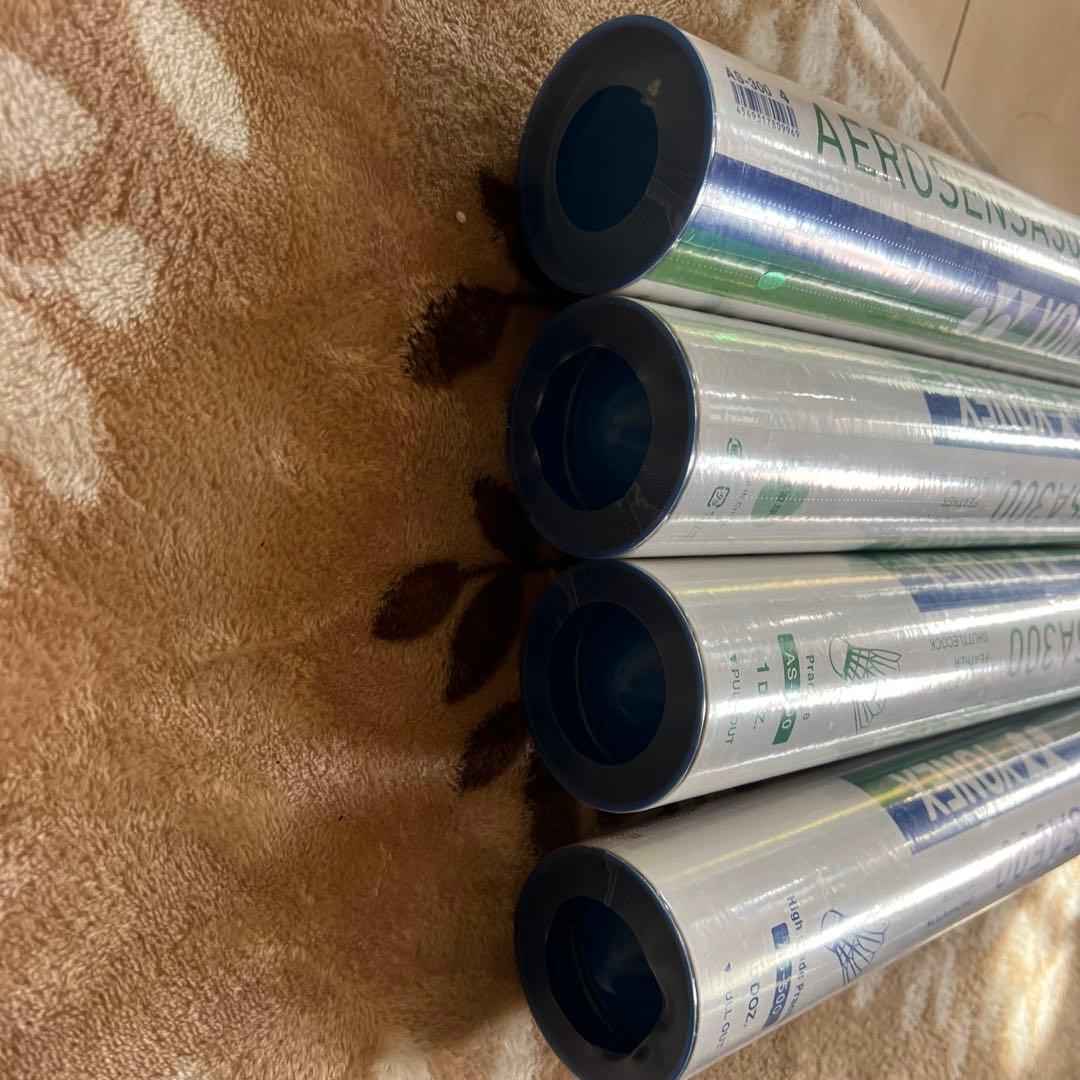 YONEX AEROSENSA300/500 4本セット