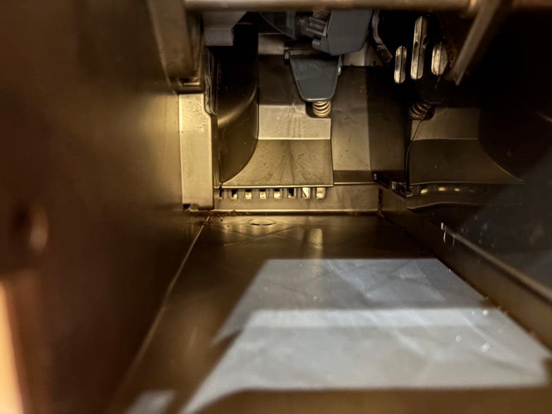 デロンギ Magnifica S エスプレッソマシン ECAM 22112