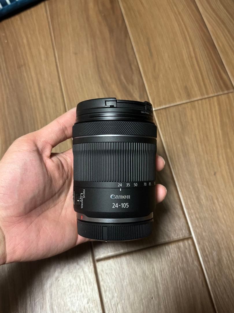 Canon RF 24-105mm F4-7.1 IS STM フィルター付き