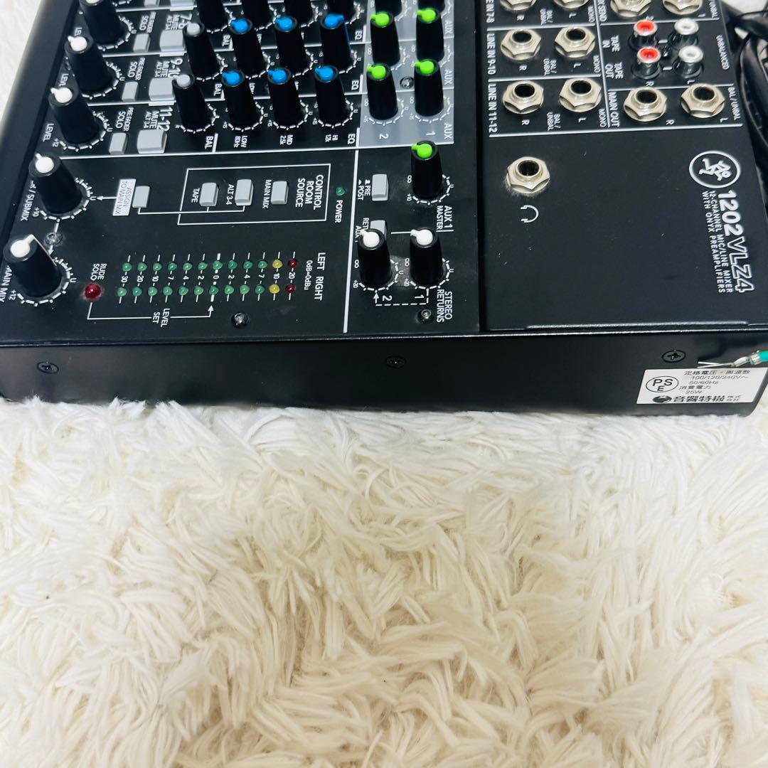 【美品】mackie 1202VLZ4 オーディオミキサー