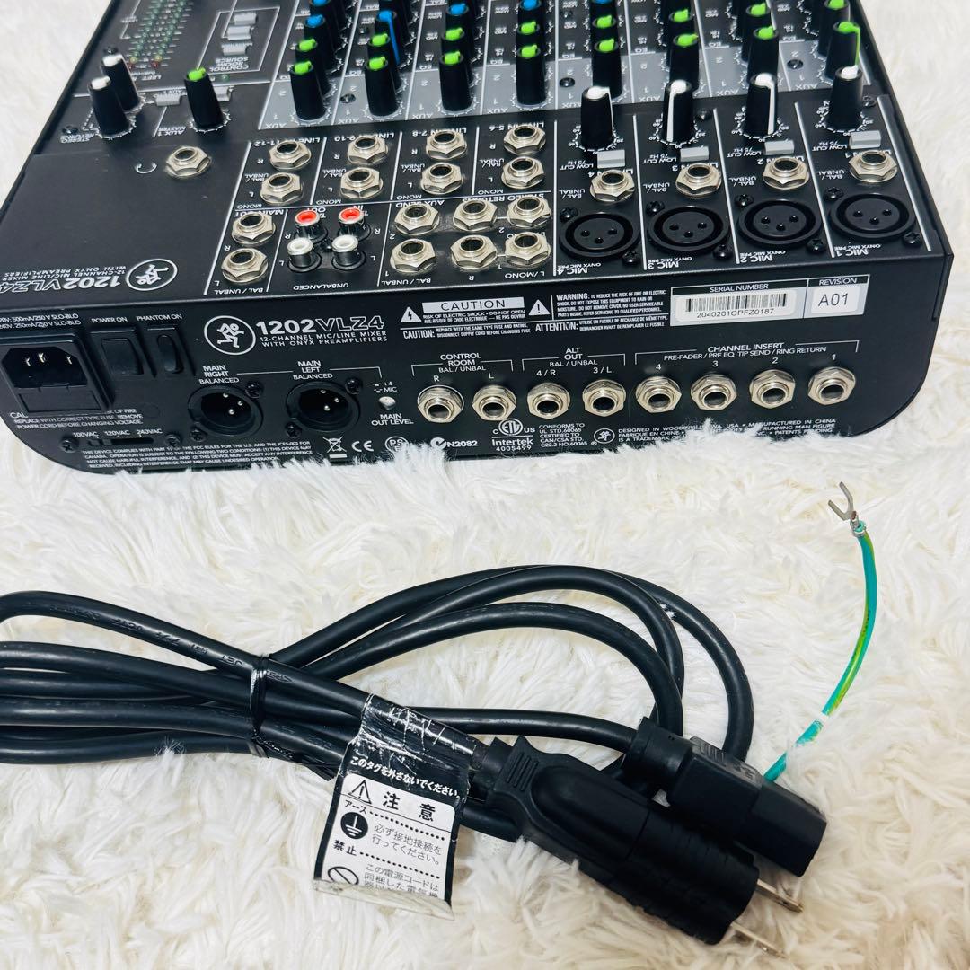 【美品】mackie 1202VLZ4 オーディオミキサー
