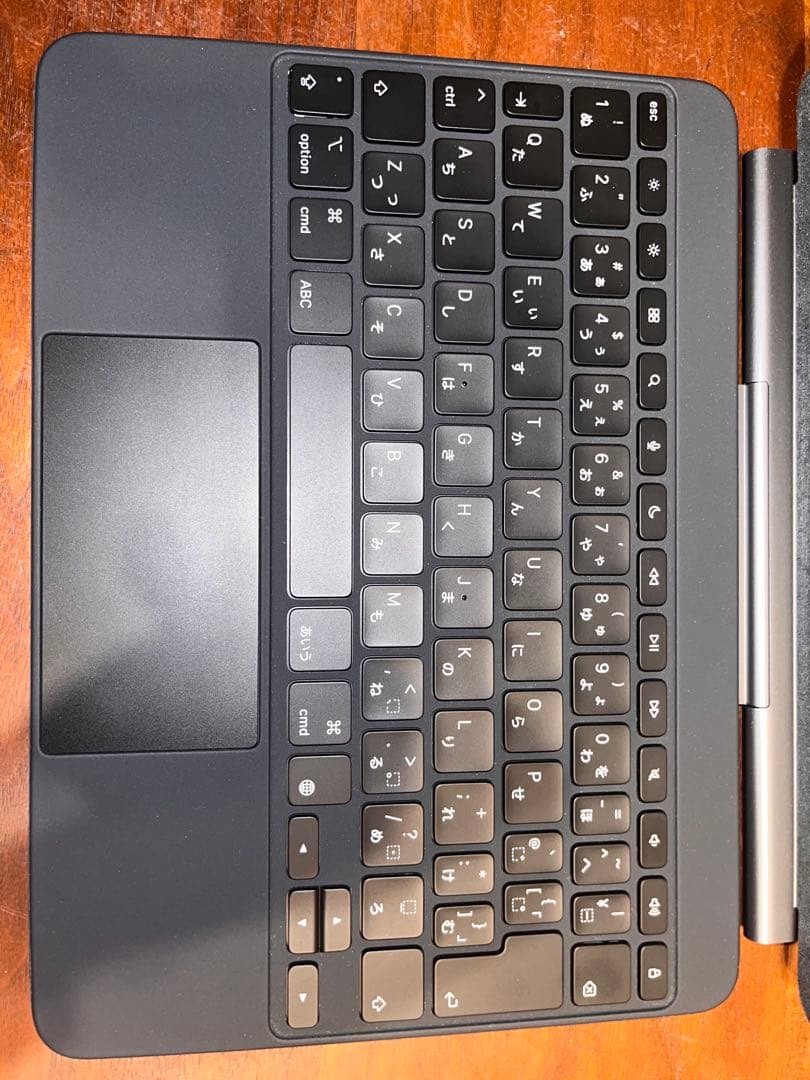 iPad Air 11インチ用　Magic Keyboard （M2.M3用）