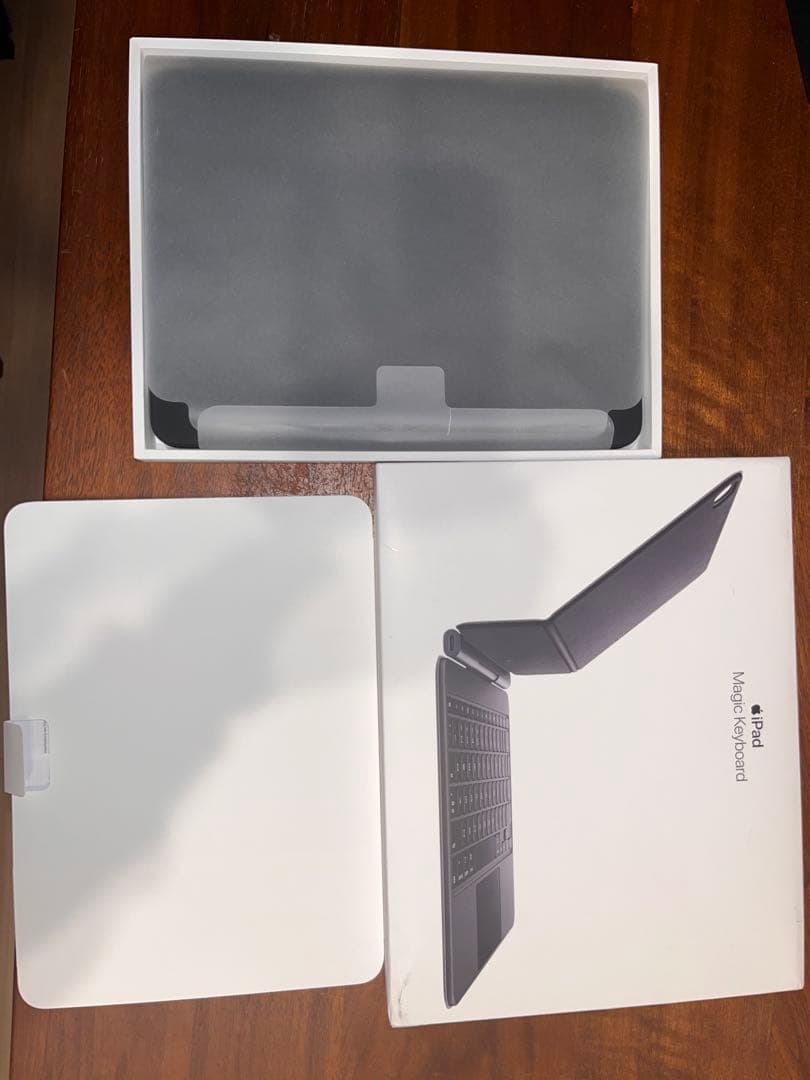 iPad Air 11インチ用　Magic Keyboard （M2.M3用）