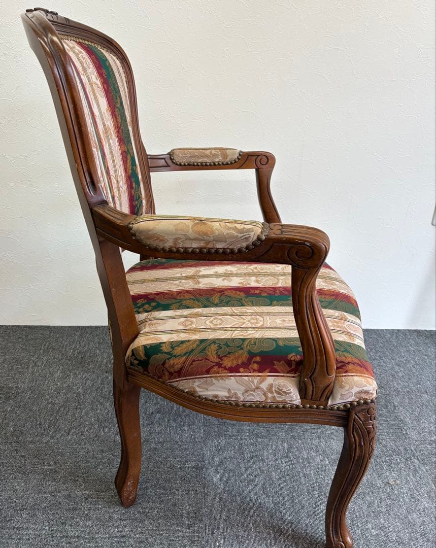 輸入家具 アンティークチェア 猫脚 クラシックスタイル 多色布張り椅子①
