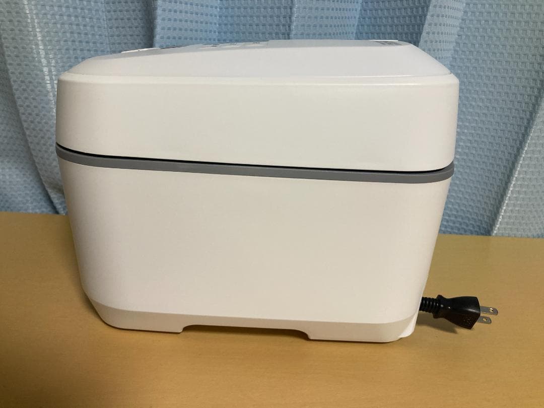 ゆうた★美品★日立 RZ-V100EM 圧力＆スチームIHジャー炊飯器