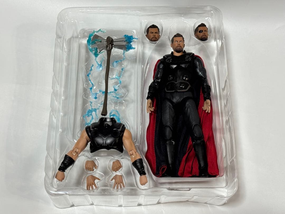 マフェックス No.104 MAFEX THOR（INFINITY WAR）