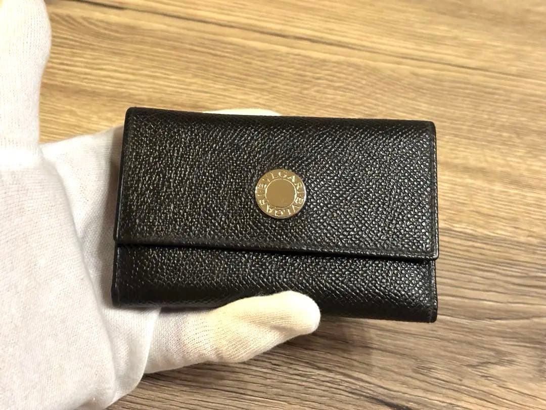 【極美品】ブルガリBVLGARI ブラックレザーキーケース　6連