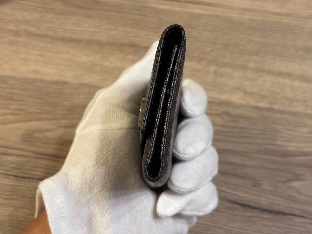 【極美品】ブルガリBVLGARI ブラックレザーキーケース　6連